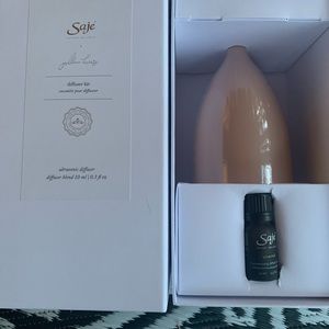 Saje Wellness Aroma Om Petite Diffuser: Jilly Box
